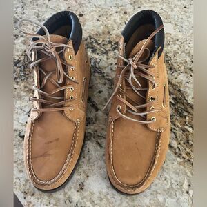 Timberland Authentic mid-high boots in wheat nubuck leather.